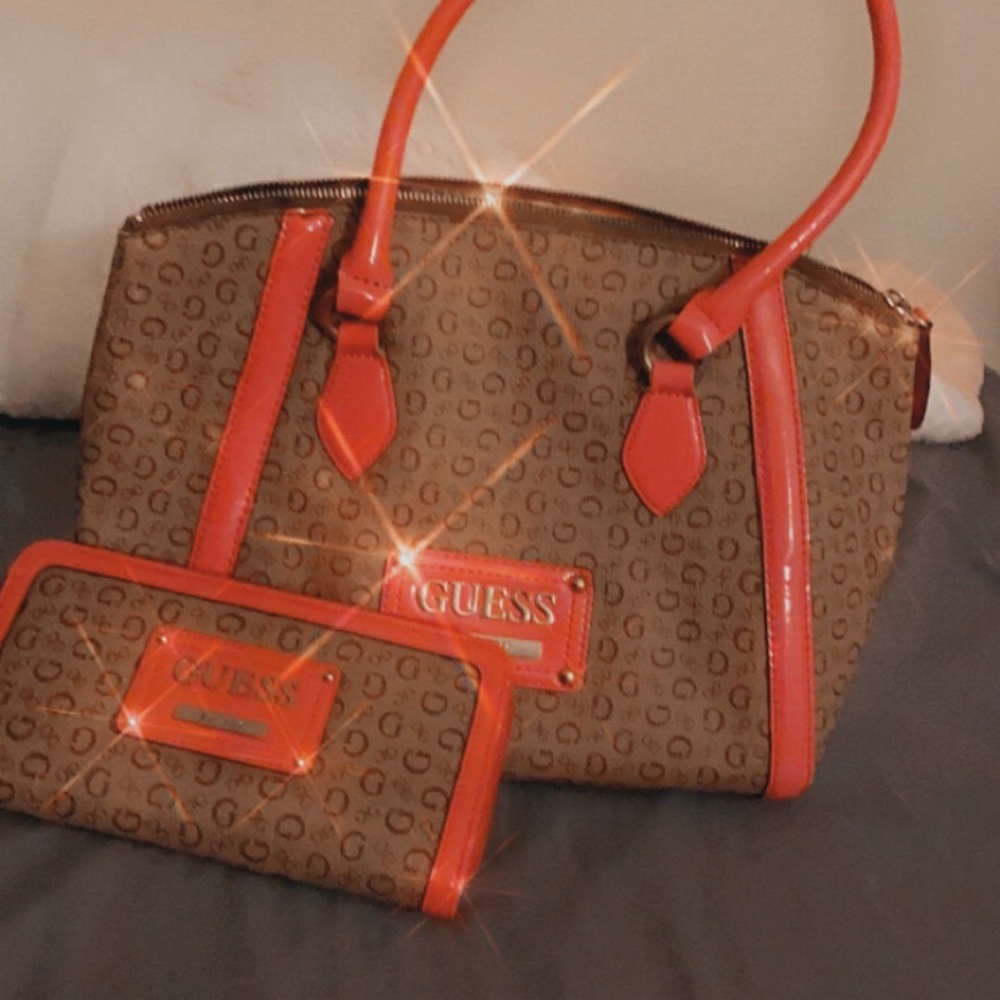 Guess purse & matching wallet